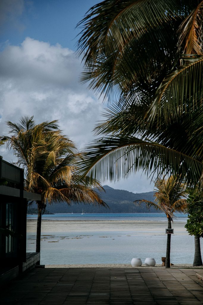 Intercontinental-hayman-island-wedding-Neil-Hole-Photography-Lauren-+-Ryan